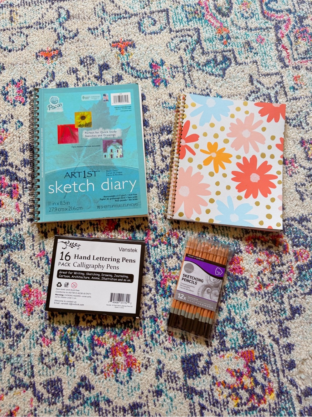 The Creative Studio Bundle – Sketchbook Pens Pencils & More